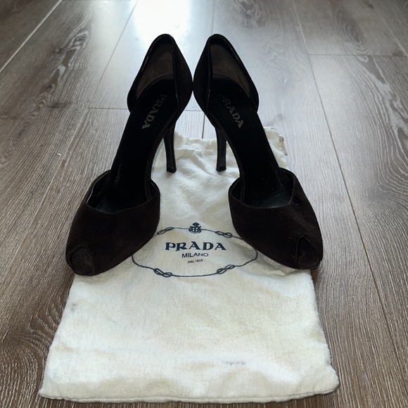 Prada brown suede d’orsay pumps - Picture 2 of 8